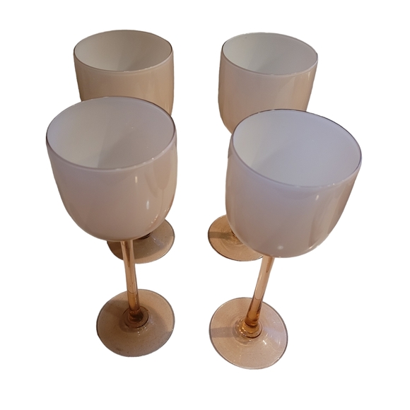 Set of 4 Carlo Moretti Blush Pink Over White Cased Stem Wine Glasses 9 3/8" - Picture 4 of 10